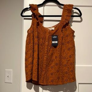 Lucky brand top